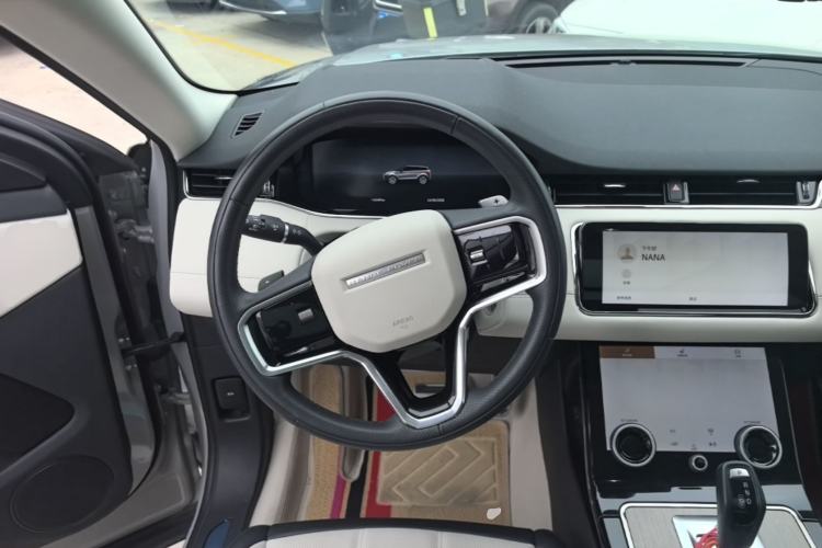 Used Land Rover Range Evoque 2023 Aurora L 249 PS Luxury Edition Steering Wheel