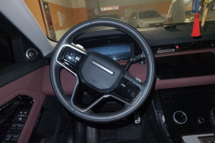 Used Land Rover Range Evoque 2023 Aurora L 249 PS Luxury Edition Steering Wheel
