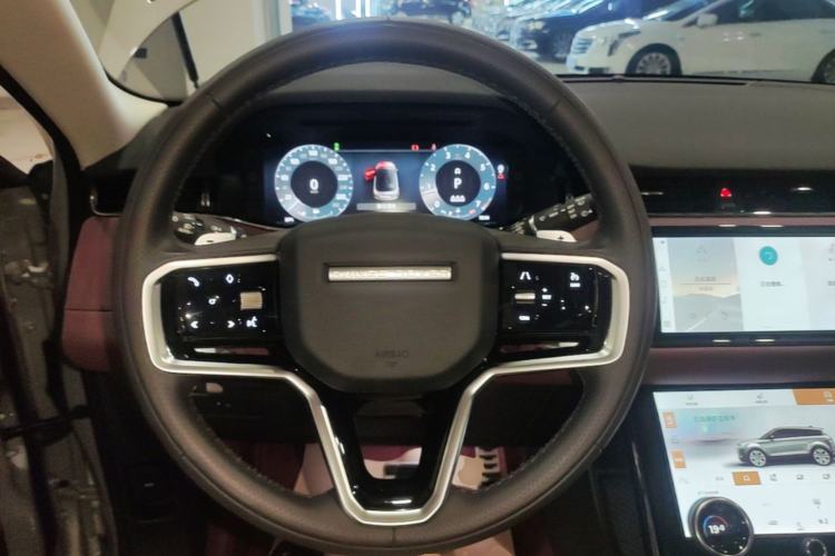 Used Land Rover Range Evoque 2023 Aurora L 249 PS Luxury Edition Steering Wheel