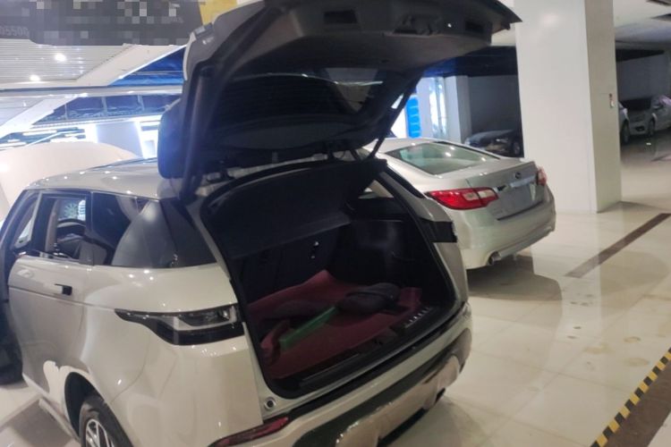 Used Land Rover Range Evoque 2023 Aurora L 249 PS Luxury Edition Trunk