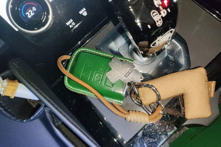 Used Land Rover Range Evoque 2023 Aurora L 249 PS Collins Antique Bronze Special Edition Vehicle Key