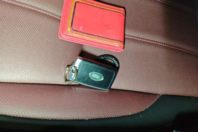 Used Land Rover Range Evoque 2023 Aurora L 249 PS Luxury Edition Vehicle Key