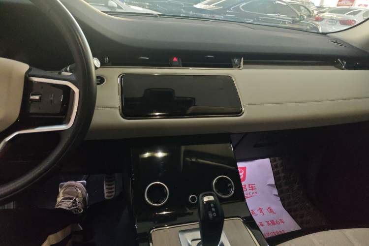 Used Land Rover Range Evoque 2023 Aurora L 249 PS Luxury Edition Audio And AC Panel