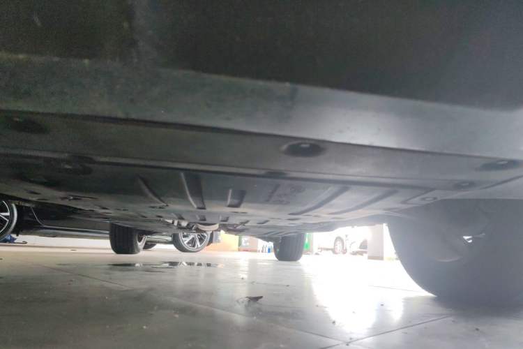 Used Land Rover Range Evoque 2023 Aurora L 249 PS Collins Antique Bronze Special Edition Chassis Front