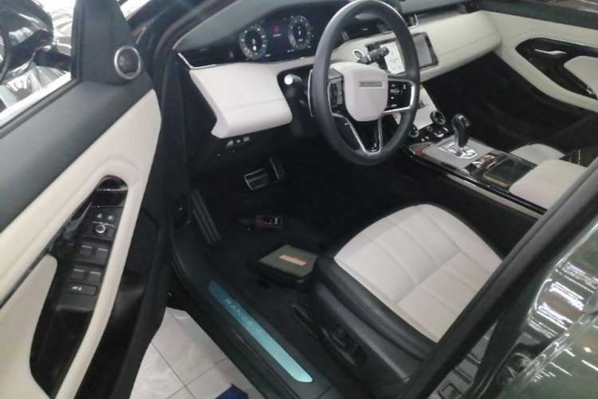 Used Land Rover Range Evoque 2023 Aurora L 249 PS Luxury Edition Driver Seat