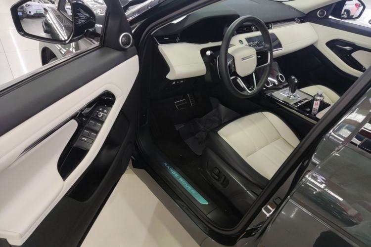 Used Land Rover Range Evoque 2023 Aurora L 249 PS Luxury Edition Driver Seat