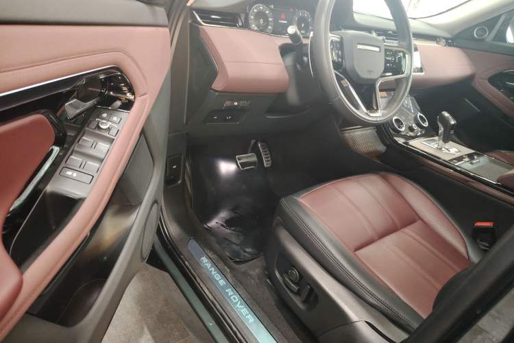 Used Land Rover Range Evoque 2023 Aurora L 249 PS Luxury Edition Driver Seat