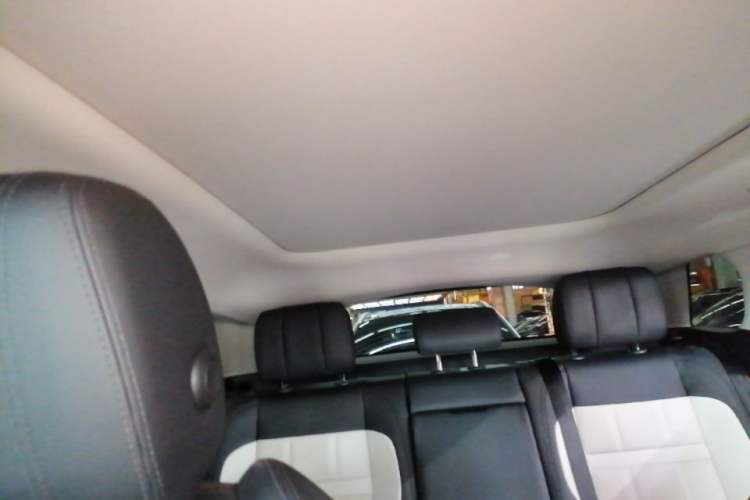 Used Land Rover Range Evoque 2023 Aurora L 249 PS Luxury Edition Headliner