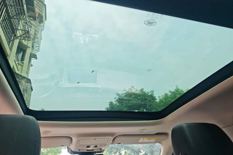 Used Land Rover Range Evoque 2023 Aurora L 249 PS Luxury Edition Headliner