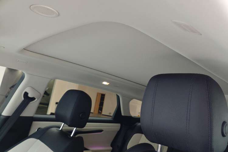 Used Land Rover Range Evoque 2023 Aurora L 249 PS Luxury Edition Headliner