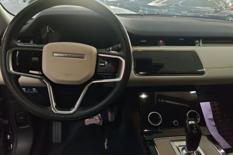 Used Land Rover Range Evoque 2023 Aurora L 249 PS Luxury Edition Interior 2