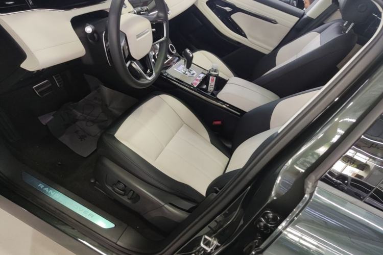 Used Land Rover Range Evoque 2023 Aurora L 249 PS Luxury Edition Left Front Seat