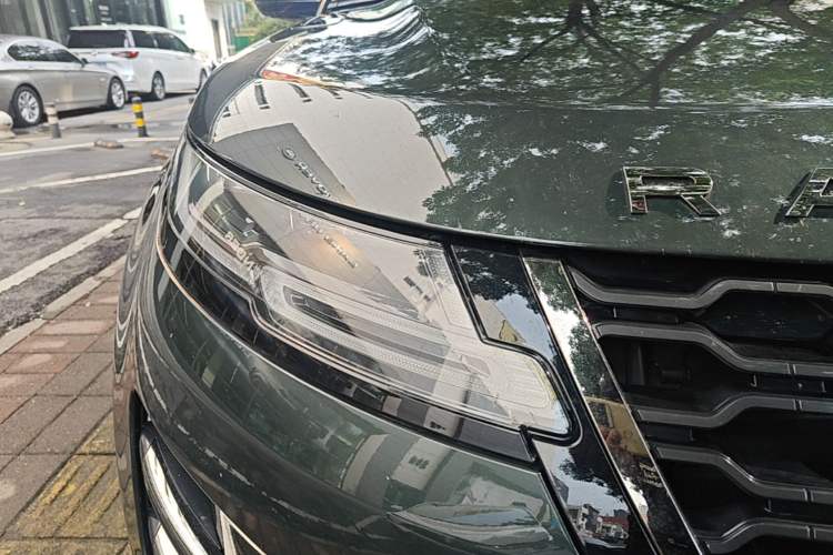 Used Land Rover Range Evoque 2023 Aurora L 249 PS Luxury Edition Right Front Headlight