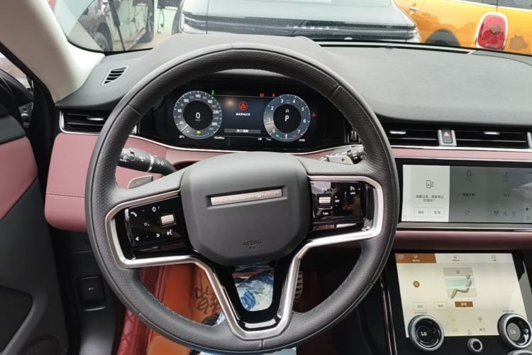 Used Land Rover Range Evoque 2023 Aurora L 249 PS Luxury Edition Steering Wheel
