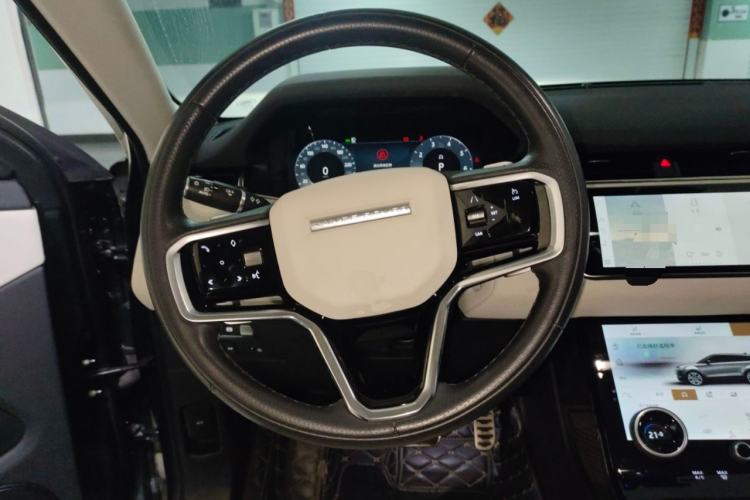Used Land Rover Range Evoque 2023 Aurora L 249 PS Luxury Edition Steering Wheel