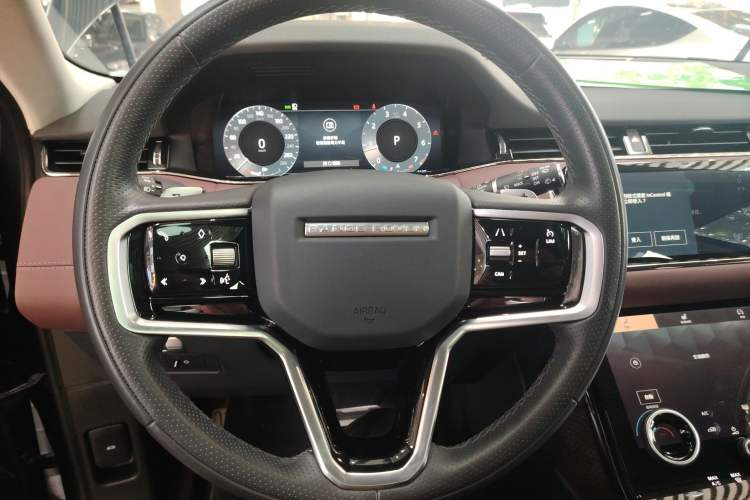 Used Land Rover Range Evoque 2023 Aurora L 249 PS Luxury Edition Steering Wheel