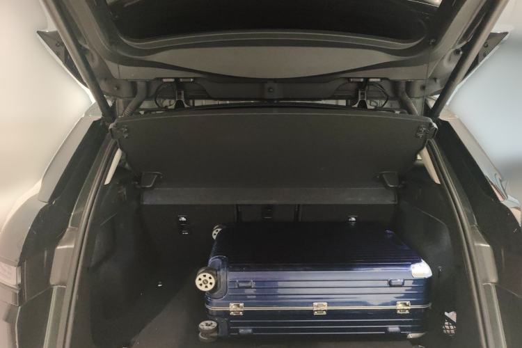 Used Land Rover Range Evoque 2023 Aurora L 249 PS Luxury Edition Trunk