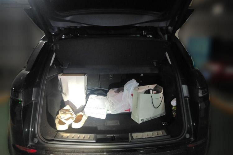 Used Land Rover Range Evoque 2023 Aurora L 249 PS Luxury Edition Trunk