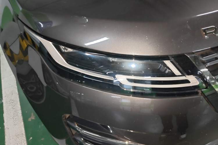 Used Land Rover Range Evoque 2023 Aurora L 249 PS Luxury Edition Right Front Headlight