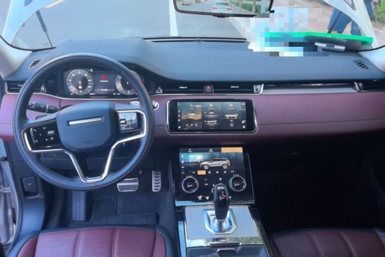Used Land Rover Range Evoque 2023 Aurora L 249 PS Luxury Edition Center Console