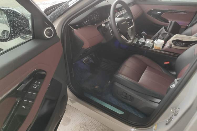 Used Land Rover Range Evoque 2023 Aurora L 249 PS Luxury Edition Driver Seat