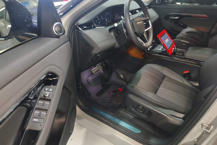 Used Land Rover Range Evoque 2023 Aurora L 249 PS Collins Antique Bronze Special Edition Driver Seat