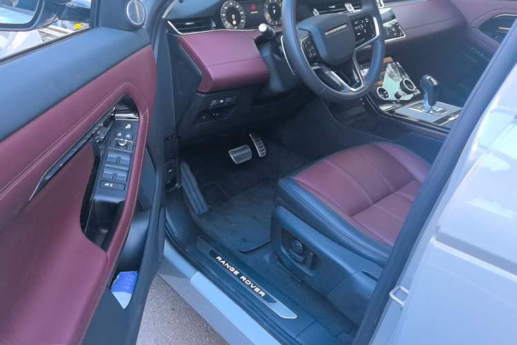 Used Land Rover Range Evoque 2023 Aurora L 249 PS Luxury Edition Driver Seat