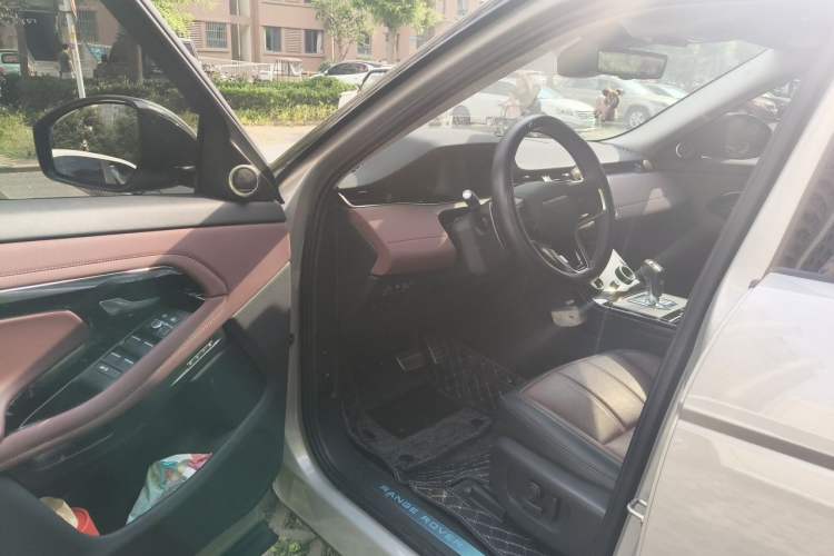Used Land Rover Range Evoque 2023 Aurora L 249 PS Luxury Edition Driver Seat