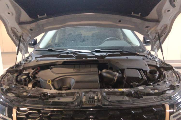 Used Land Rover Range Evoque 2023 Aurora L 249 PS Collins Antique Bronze Special Edition Engine Bay