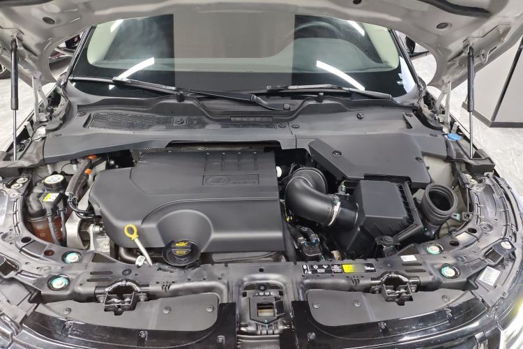 Used Land Rover Range Evoque 2023 Aurora L 249 PS Luxury Edition Engine Bay