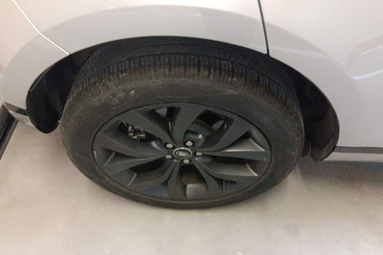 Used Land Rover Range Evoque 2023 Aurora L 249 PS Collins Antique Bronze Special Edition Exterior 2