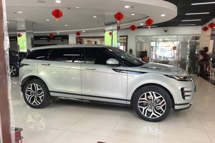 Used Land Rover Range Evoque 2023 Aurora L 249 PS Luxury Edition Exterior 3