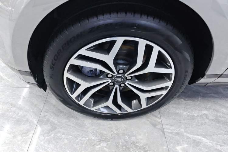 Used Land Rover Range Evoque 2023 Aurora L 249 PS Luxury Edition Exterior 7
