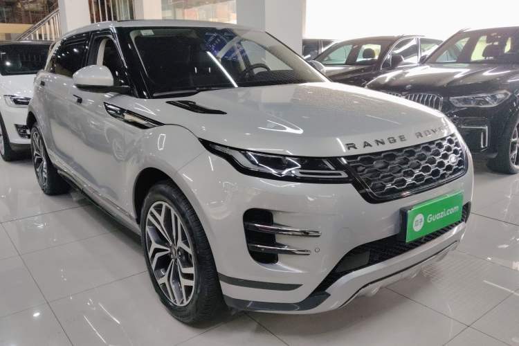 Used Land Rover Range Evoque 2023 Aurora L 249 PS Luxury Edition Front Right 45 Deg