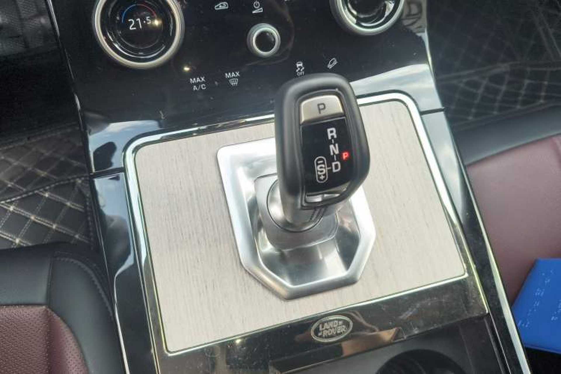 Used Land Rover Range Evoque 2023 Aurora L 249 PS Luxury Edition Gear Lever