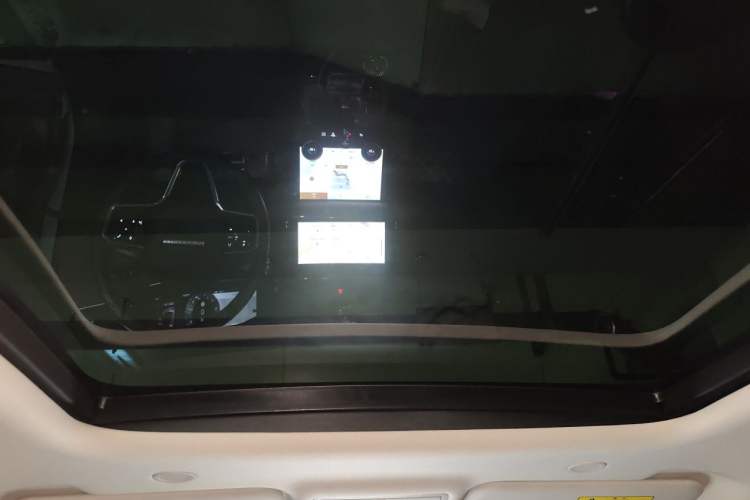 Used Land Rover Range Evoque 2023 Aurora L 249 PS Luxury Edition Headliner