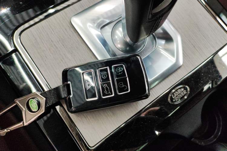 Used Land Rover Range Evoque 2023 Aurora L 249 PS Luxury Edition Interior 1
