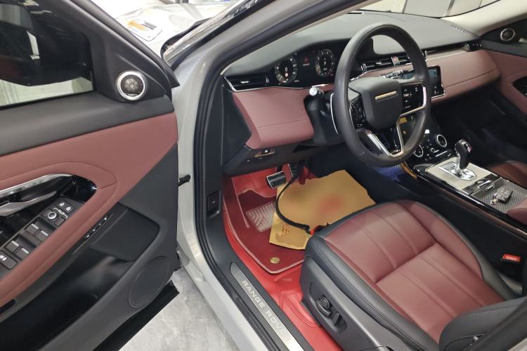 Used Land Rover Range Evoque 2023 Aurora L 249 PS Luxury Edition Interior 3