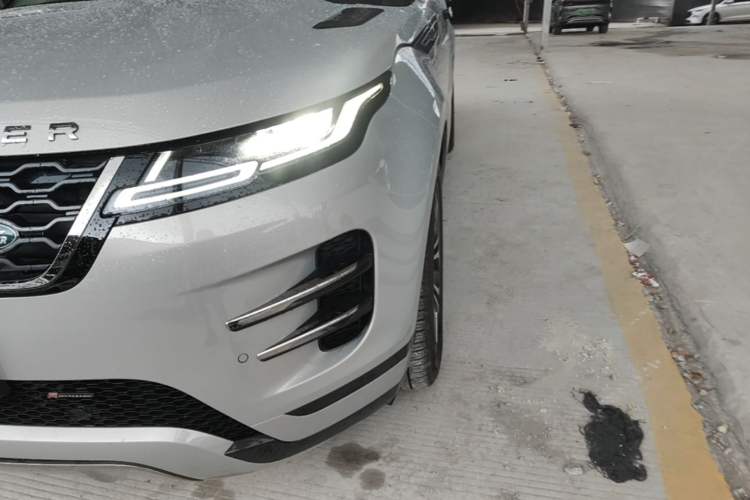 Used Land Rover Range Evoque 2023 Aurora L 249 PS Luxury Edition Left Front Headlight