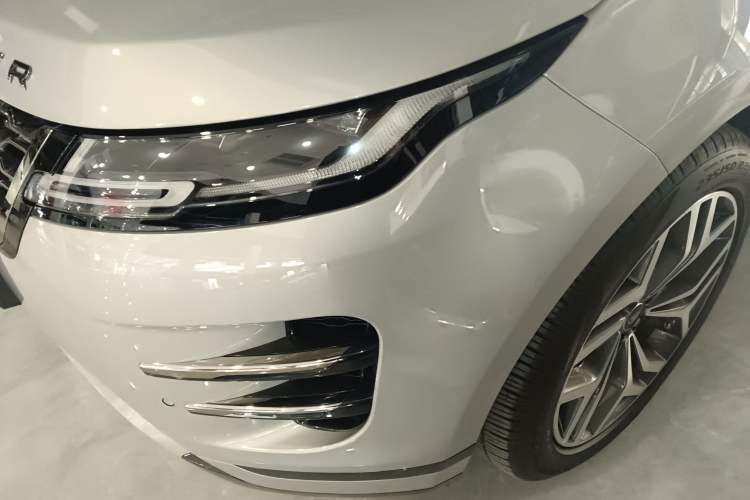 Used Land Rover Range Evoque 2023 Aurora L 249 PS Luxury Edition Left Front Headlight