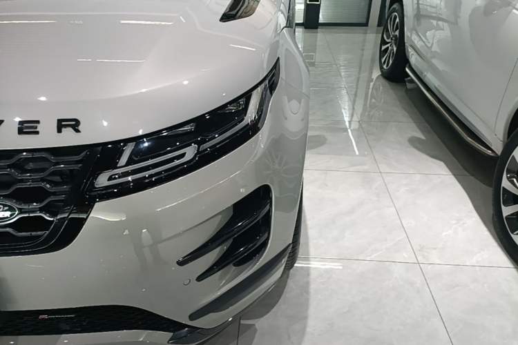 Used Land Rover Range Evoque 2023 Aurora L 249 PS Luxury Edition Left Front Headlight