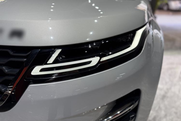 Used Land Rover Range Evoque 2023 Aurora L 249 PS Luxury Edition Left Front Headlight