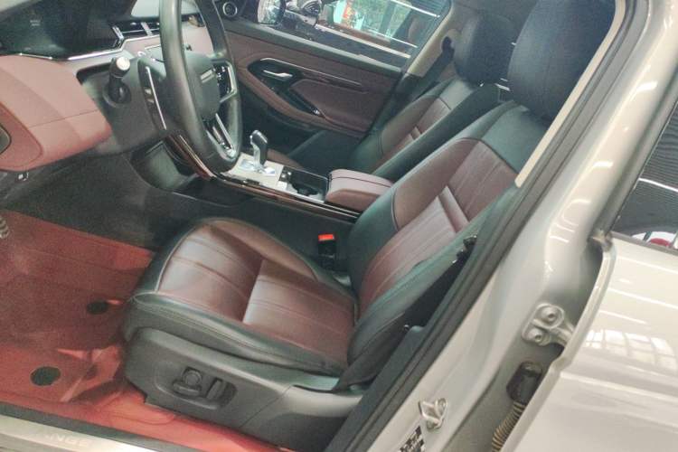 Used Land Rover Range Evoque 2023 Aurora L 249 PS Luxury Edition Left Front Seat