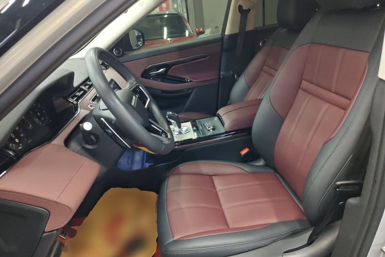 Used Land Rover Range Evoque 2023 Aurora L 249 PS Luxury Edition Left Front Seat