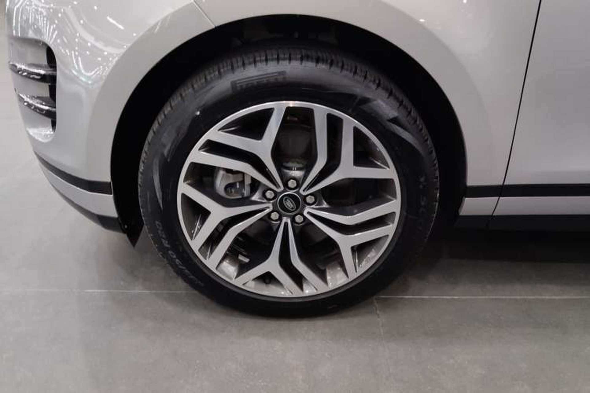 Used Land Rover Range Evoque 2023 Aurora L 249 PS Luxury Edition Left Front Wheel Hub