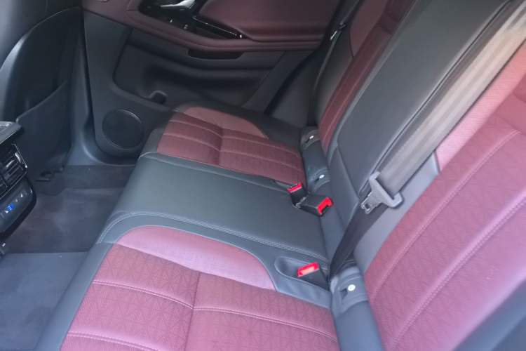 Used Land Rover Range Evoque 2023 Aurora L 249 PS Luxury Edition Left Rear Seat