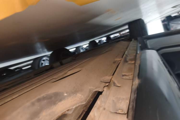 Used Land Rover Range Evoque 2023 Aurora L 249 PS Collins Antique Bronze Special Edition Left Side Sill