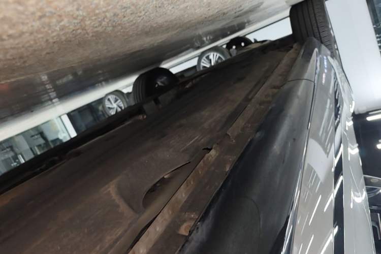 Used Land Rover Range Evoque 2023 Aurora L 249 PS Luxury Edition Left Side Sill