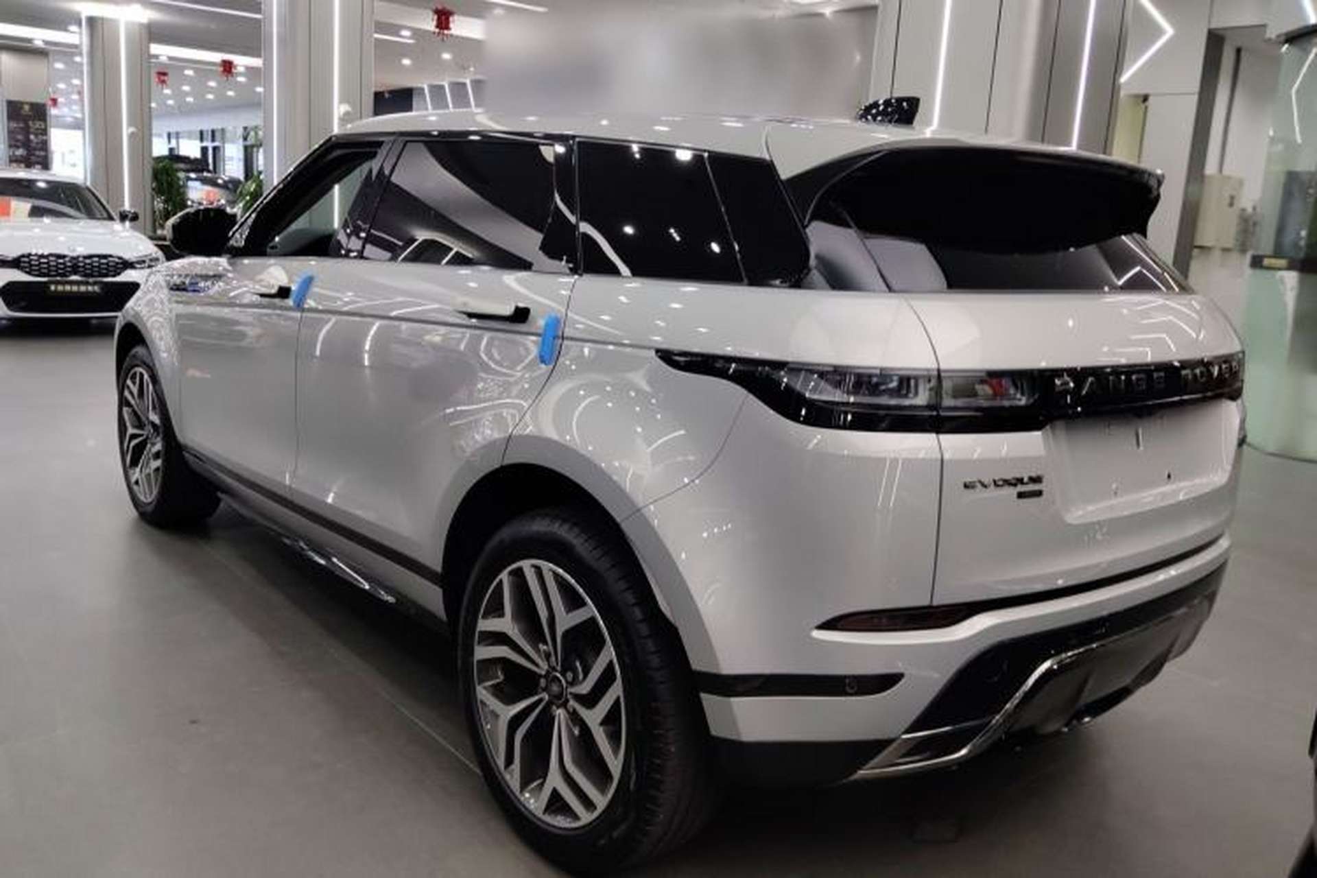 Used Land Rover Range Evoque 2023 Aurora L 249 PS Luxury Edition Rear Left 45 Deg
