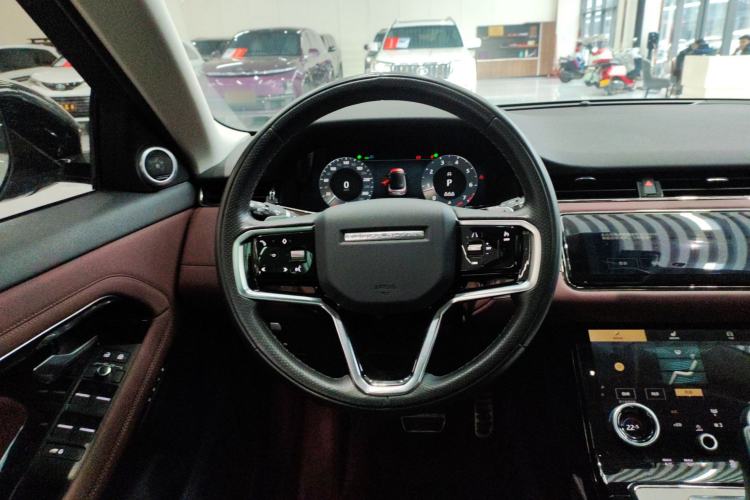 Used Land Rover Range Evoque 2023 Aurora L 249 PS Luxury Edition Steering Wheel